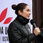 1 milijarda ustaje